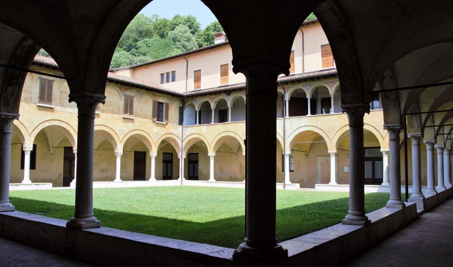 Unterschied Convento Monastero Italienisch Chiesa e Monastero di San Cristo Chiesa / Chiostro / Convento