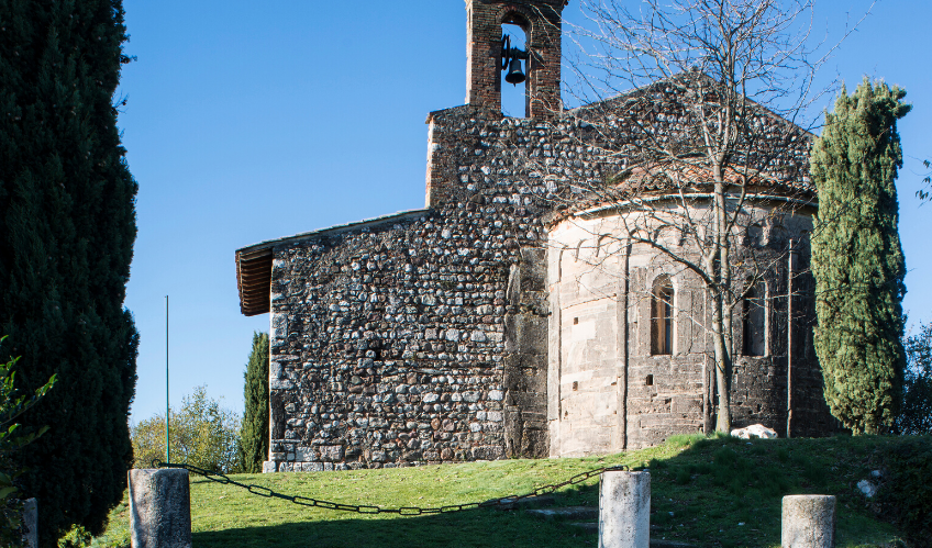 Pieve di San Zeno Chiesa / Chiostro / Convento / Parrocchiale