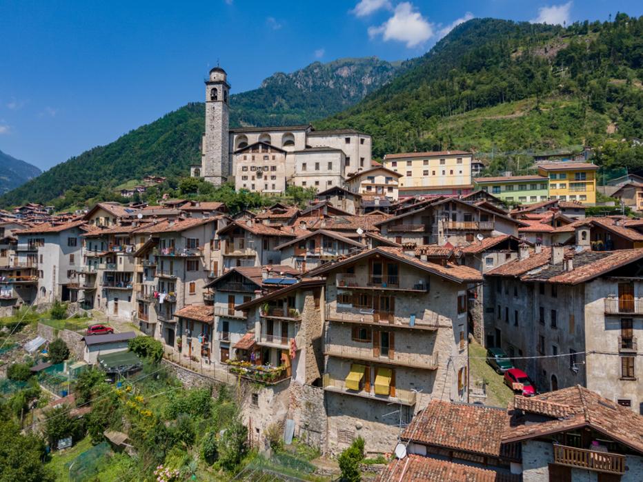 Borgo Di Bagolino Centro Civico