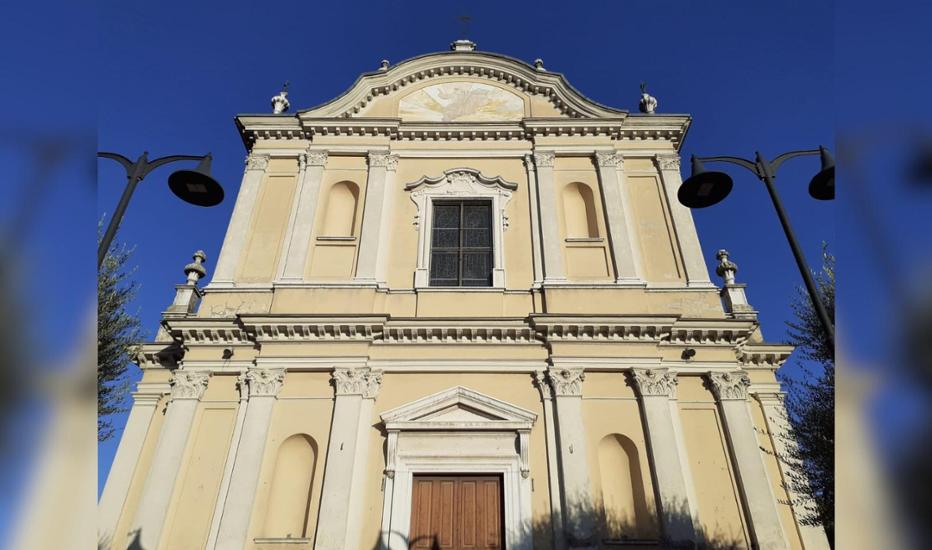 Chiesa Parrocchiale Dei Santi Patroni D'italia Chiesa parrocchiale dei Santi Pietro e Paolo Chiesa / Chiostro
